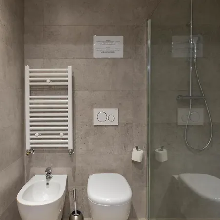 Xenia - Spacious Three-room In Moscova Area 公寓 米兰