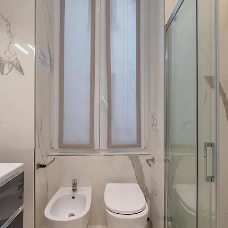 Xenia - Spacious Three-room In Moscova Area Apartamento